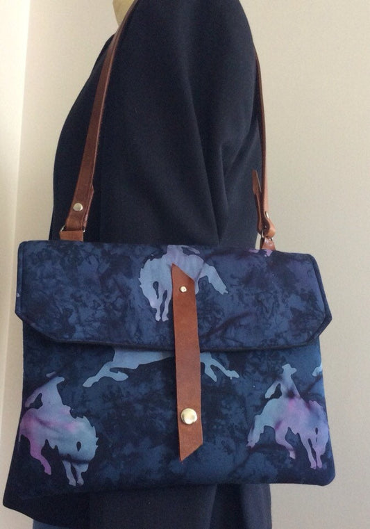 Horse Equestrian  Cowboy IPad Tablet Padded Case Handbag Purse